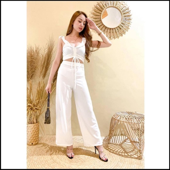 Eunice Set - Picture 6 of 6